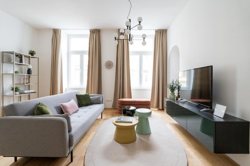 Elegant 1Br Suite, City Close By Hm Wien Exterior foto